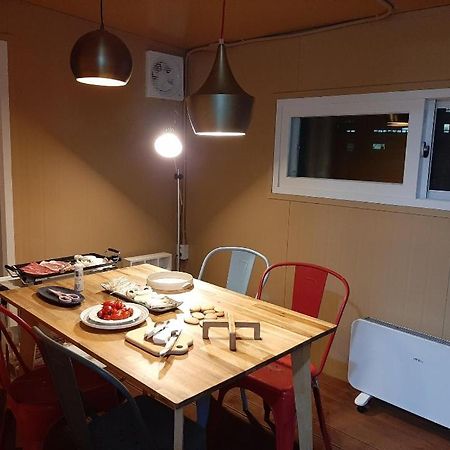 Mapo Rooftop Camping House Seul Esterno foto